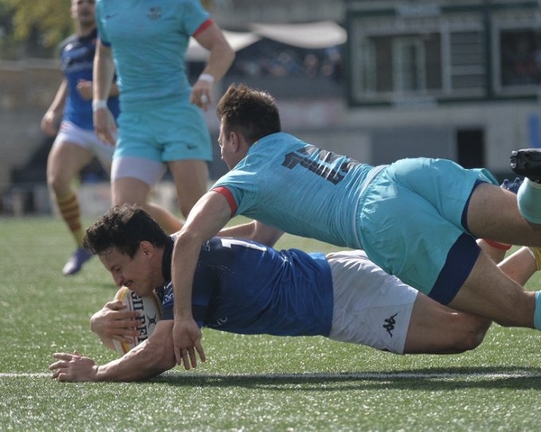 ESPORTS (RUGBI, DIVISIÓ D’HONOR): Victòria de la Santboiana amb remuntada en el derbi 