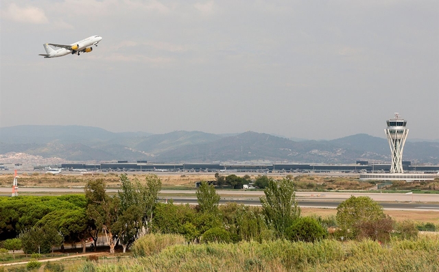 Zeroport qualifica la comissió de l’Aeroport de “nul·la credibilitat”