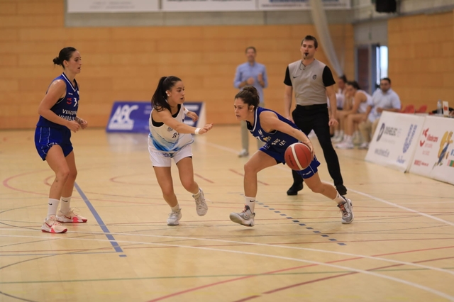 ESPORTS (BÀSQUET, LLIGA FEMENINA 2): Segle XXI i Viladecans comencen amb victòria, i derrota del Basket Almeda