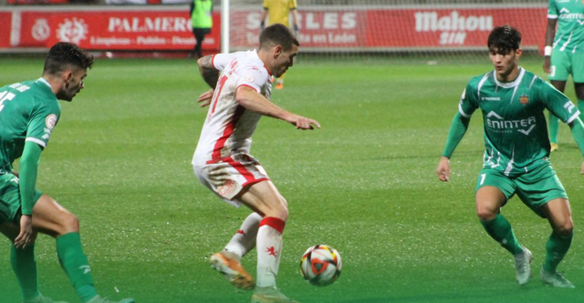 ESPORTS (FUTBOL, PRIMERA RFEF): El Cornellà no puntua en el Reino de León