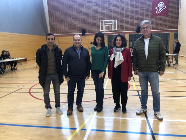 ESPORTS (ESCACS): Sara Khadem obre el torneig Llobregat Open Chess 2023 amb unes simultànies a Viladecans