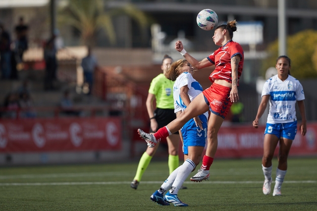 ESPORTS (FUTBOL FEMENÍ, PRIMERA DIVISIÓ): Un doblet d’Irina Uribe fulmina al Tenerife