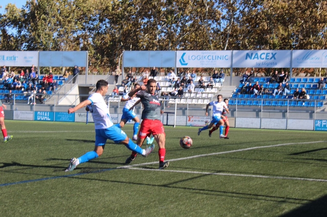 ESPORTS (FUTBOL, TERCERA RFEF): L’AE Prat suma un punt al Municipal Sagnier