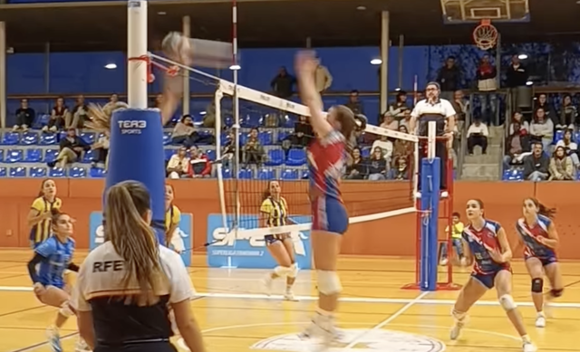 ESPORTS (VOLEIBOL, SUPERLLIGA 2 FEMENINA): El CV Esplugues perd a domicili