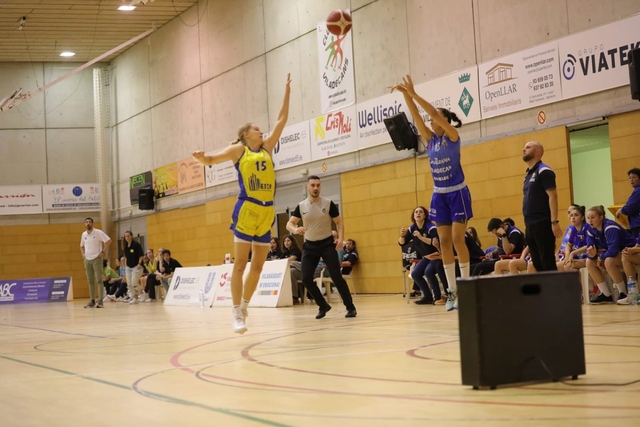 ESPORTS (BÀSQUET, LF2): Guanyen Segle XXI i Viladecans i perd el Basket Almeda.