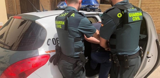 SUCCESSOS: Vuit detinguts, una dona a Gavà, d'una banda que obligava dones estrangeres a prostituir-se al Bages i l'àrea metropolitana