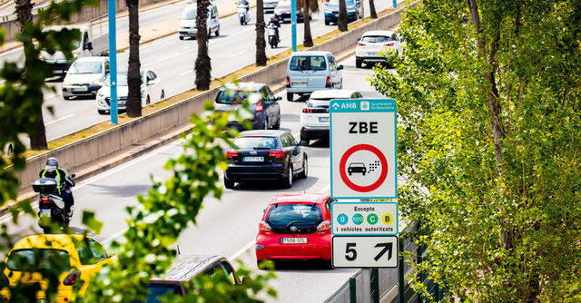 La sessió ordinària de desembre del Ple Municipal del Prat va aprovar inicialment l'ordenança que regularà la restricció de la circulació dels vehicles sense etiqueta ambiental a la ciutat