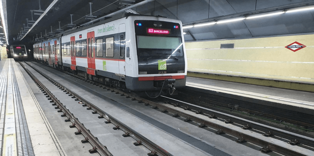 Ferrocarrils s’adapta a les festes de Nadal i de Cap d’Any