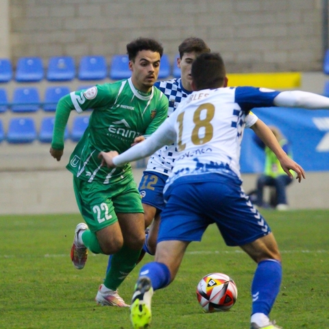 ESPORTS (FUTBOL, PRIMERA RFEF): El Cornellà es fica amb problemes