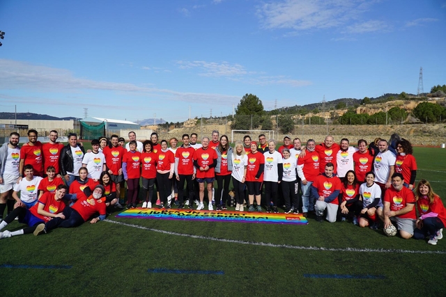 El PSC-Baix Llobregat reivindica els drets del col·lectiu LGTBI