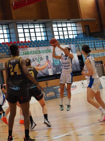 ESPORTS (BÀSQUET, LF2): Les viladecanenques perden davant el líder