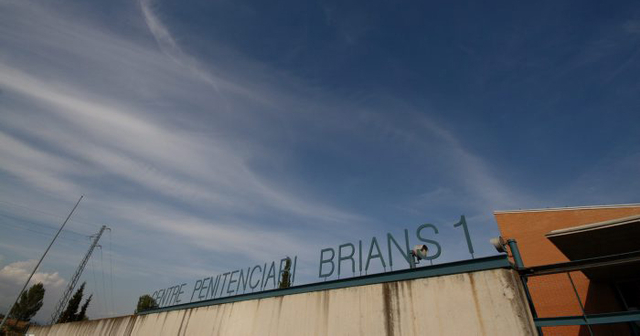 Mor un intern a Brians 1 presumptament estrangulat pel seu company