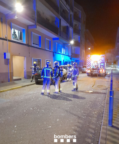 SUCCESSOS: Dos ferits en una explosió de gas butà en un pis d’Olesa de Montserrat 
