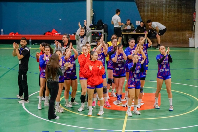 ESPORTS (HANDBOL, DIVISIÓ D’HONOR PLATA FEM.): Victòria in extremis gavanenca en el derbi comarcal