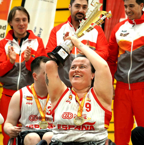 ESPORTS (RUGBI ADAPTAT): La gavanenca Marta Llauradó guanya un torneig internacional