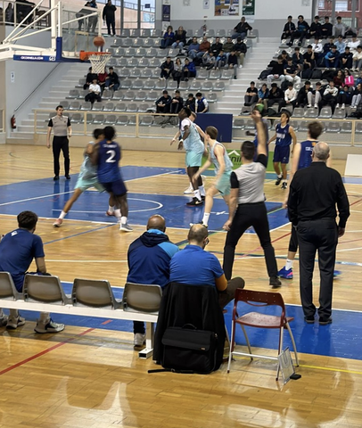 ESPORTS (BÀSQUET, LLIGA EBA): El CB Cornellà planta cara al líder però torna a perdre