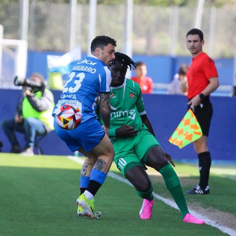 ESPORTIU (FUTBOL, PRIMERA RFEF): Tornen els problemes al Cornellà