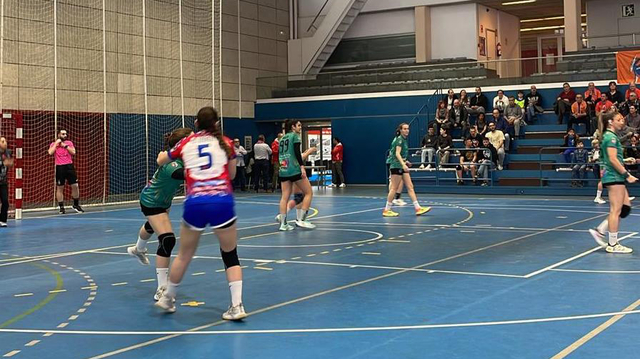 ESPORTS (HANDBOL, DIVISIÓ D’HONOR PLATA FEM.): Derrotes del Sant Joan Despí i Sant Vicenç i triomf del Gavà