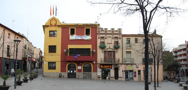 El TSJC obliga Molins de Rei a penjar la bandera espanyola “permanentment”