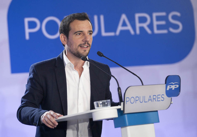 POLÍTICA: L’alcalde de Castelldefels, Manu Reyes, serà el número dos en la llista del PP a les catalanes