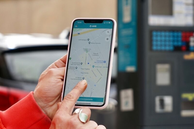 Sant Vicenç dels Horts ja té les aplicacions per l’aparcament metropolità