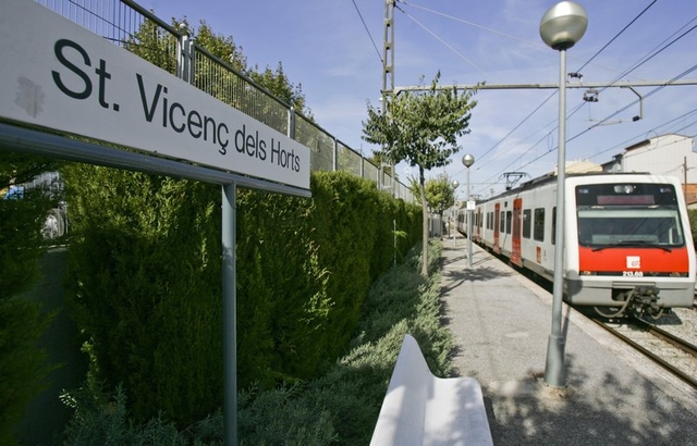 SUCCESSOS: Detenen a Sant Vicenç un home per trencar una màquina validadora de bitllets a l’estació d'FGC