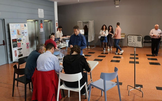 POLÍTICA (ELECCIONS AL PARLAMENT DE CATALUNYA 2024): La participació fins a les 18 hores era del 45,79%