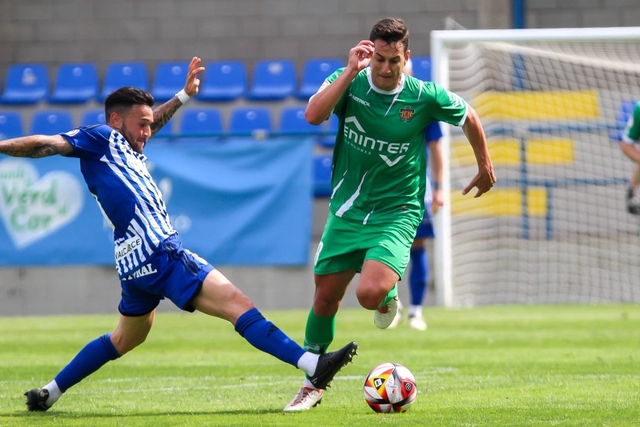 ESPORTS (FUTBOL, PRIMERA RFEF): El Cornellà perd en el temps afegit