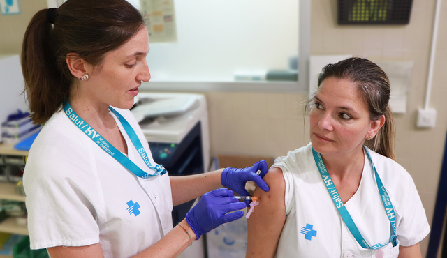 L’Hospital de Viladecans, amb més professionals vacunats contra la grip