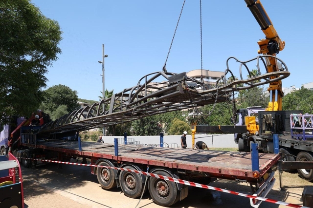 L’Ésser del Mil·lenni de Gavà marxa temporalment a Àustria