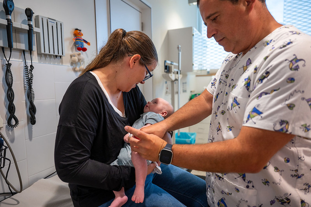En marxa la campanya per prevenir la bronquiolitis en nadons al Baix