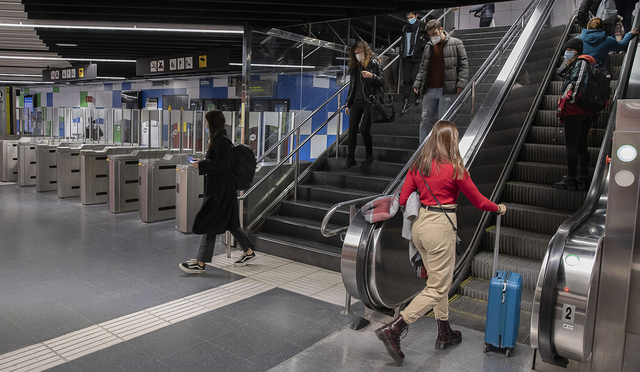 Llum verda a la connexió de les estacions de Metro i Rodalies de l’aeroport