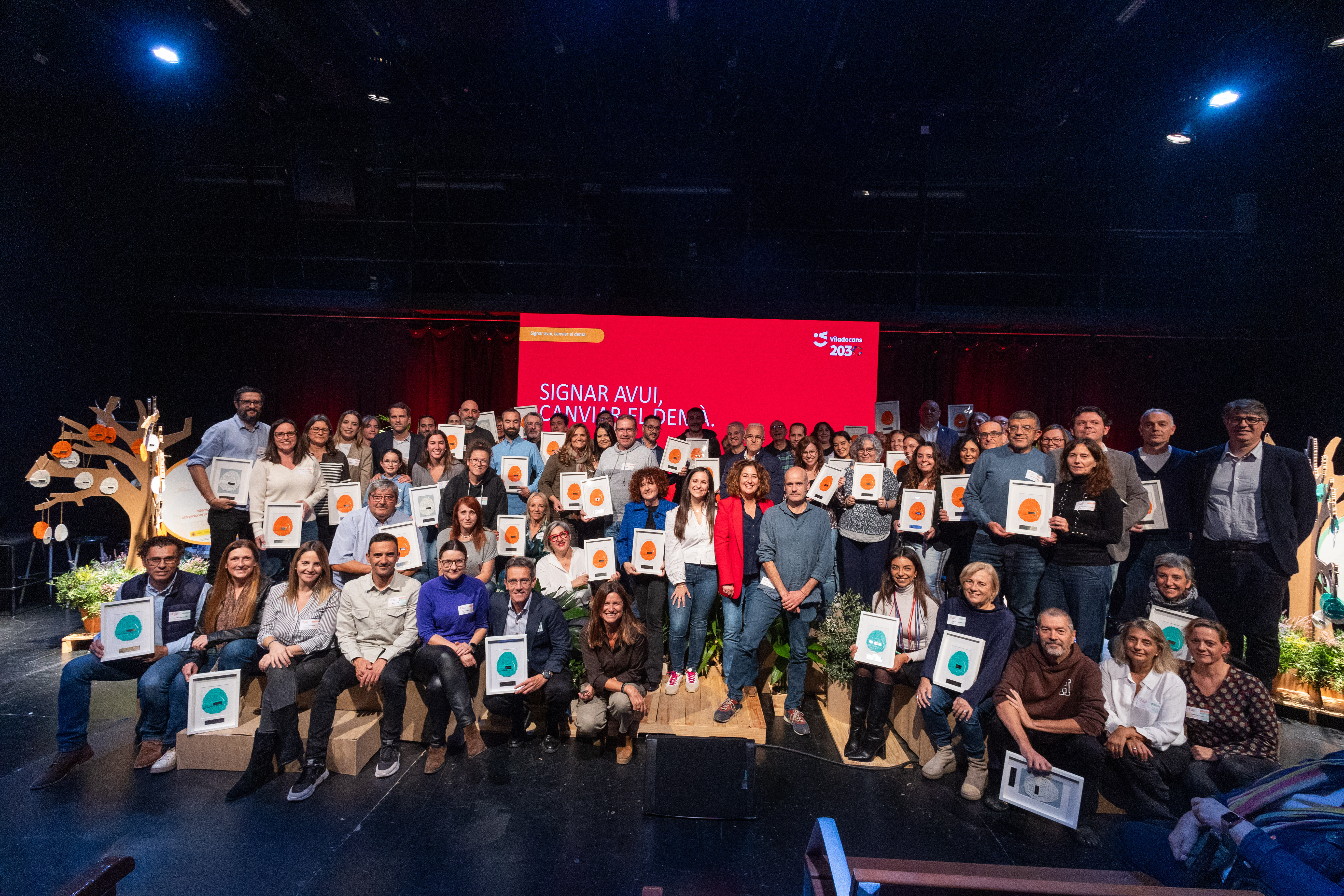 MEDI AMBIENT: Els agents socials i econòmics de Viladecans signen el seu compromís amb les Missions Viladecans 2030