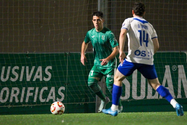 ESPORTS (FUTBOL, SEGONA RFEF): El Cornellà no aixeca el cap