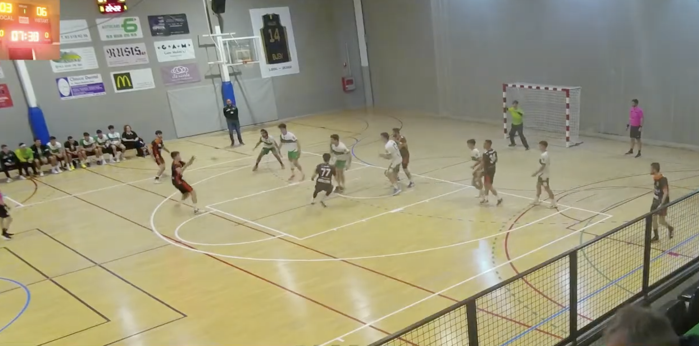 ESPORTS (HANDBOL, PRIMERA NACIONAL MASC.): Victòria santjoanenca i derrotes del Sant Vicenç i Esplugues