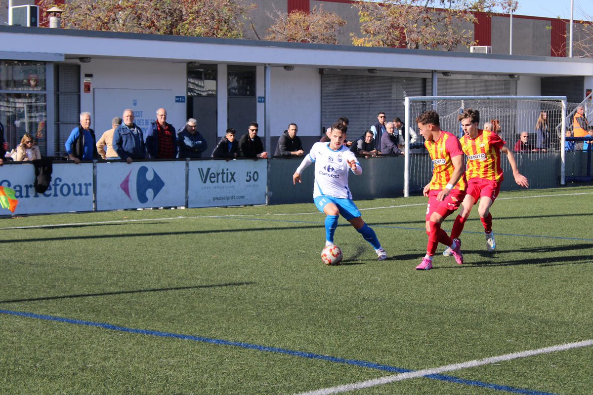 ESPORTS (FUTBOL, TERCERA RFEF): El Prat no pot amb el Tona