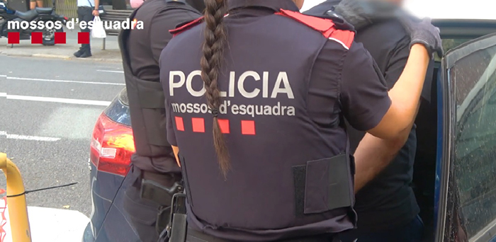 SUCCESSOS: Detenen a Cervelló dues persones per robatori amb força en una nau industrial