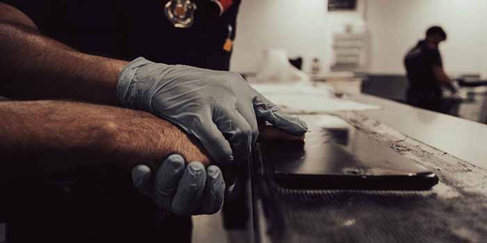 SUCCESSOS: Detingut a Sant Andreu de la Barca un home per un robatori amb força en una empresa de construcció