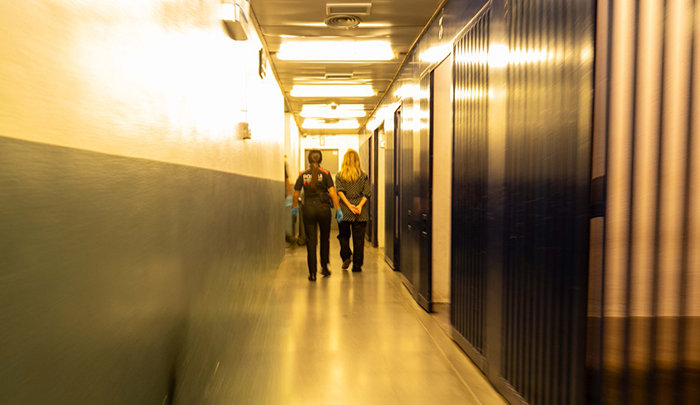 SUCCESSOS: Detenen una dona a Esplugues per robatori amb violència