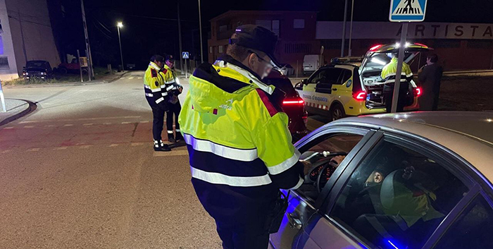  Els Mossos d’Esquadra fan més de 600 controls d’alcohol i drogues per Tot Sants 