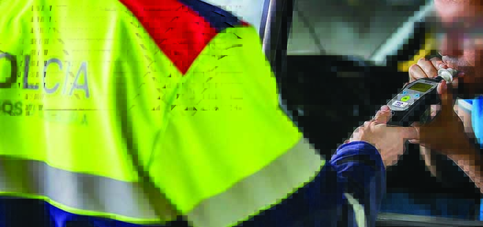 SUCCESSOS: Detingut a Pallejà un conductor begut i sense permís de conduir