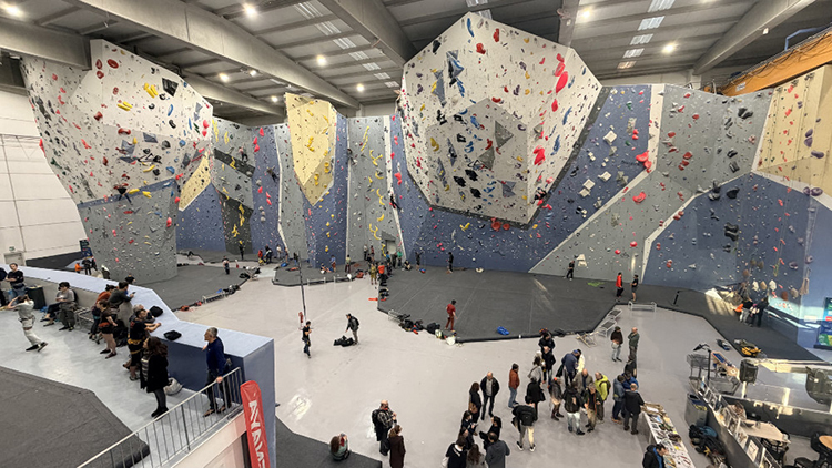 El Sharma Climbing Gavà revoluciona l'entrenament amb fissures per a l'escalada clàssica