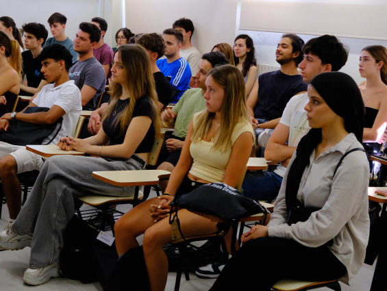 Sant Joan Despí oferirà una primera experiència laboral a una quarantena de joves aquest estiu