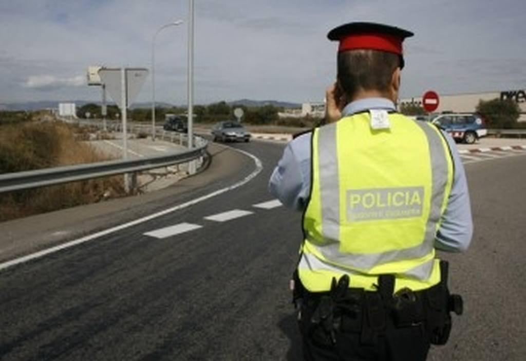 Enxampat un home a l'AP7 a Barberà del Vallès mentre conduïa un camió robat