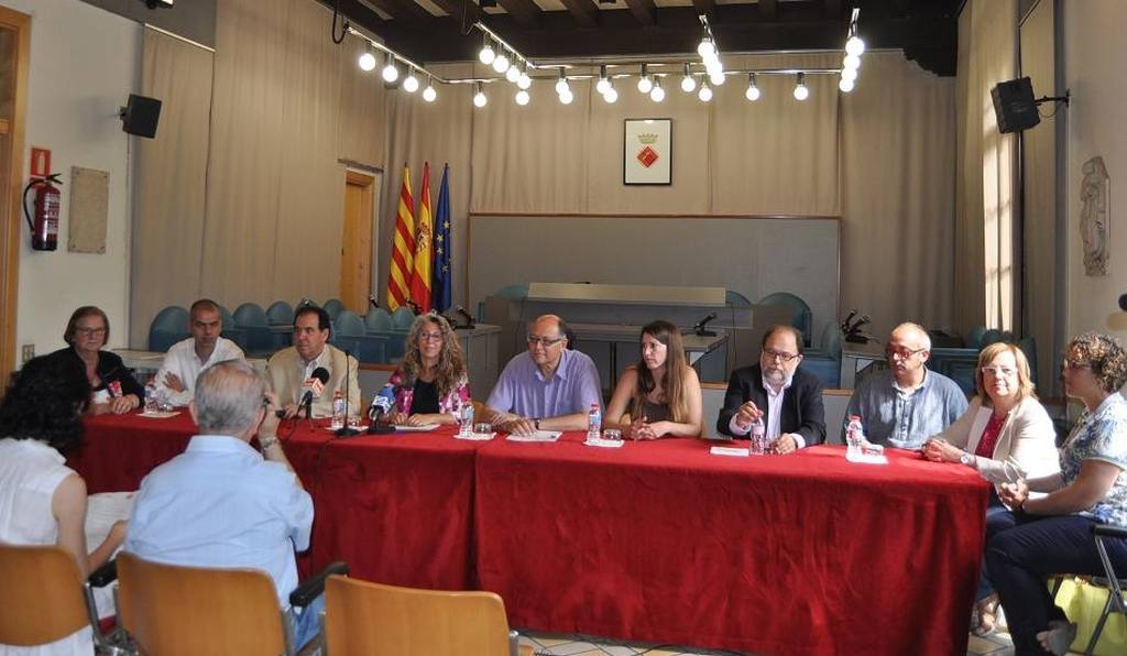 ICV-EUiA i PSC presenten l’acord de govern a Sant Feliu