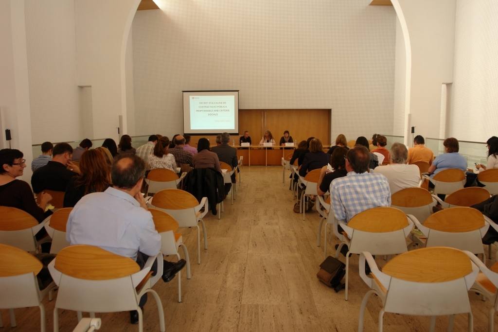 TECNOLOGIA: Conferència de Cristina Garmendia i Carlos Buesa a Cornellà de Llobregat