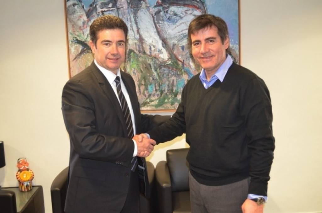 Acord entre Ajuntament de Martorell i Jazztel per al desplegament de la fibra òptica