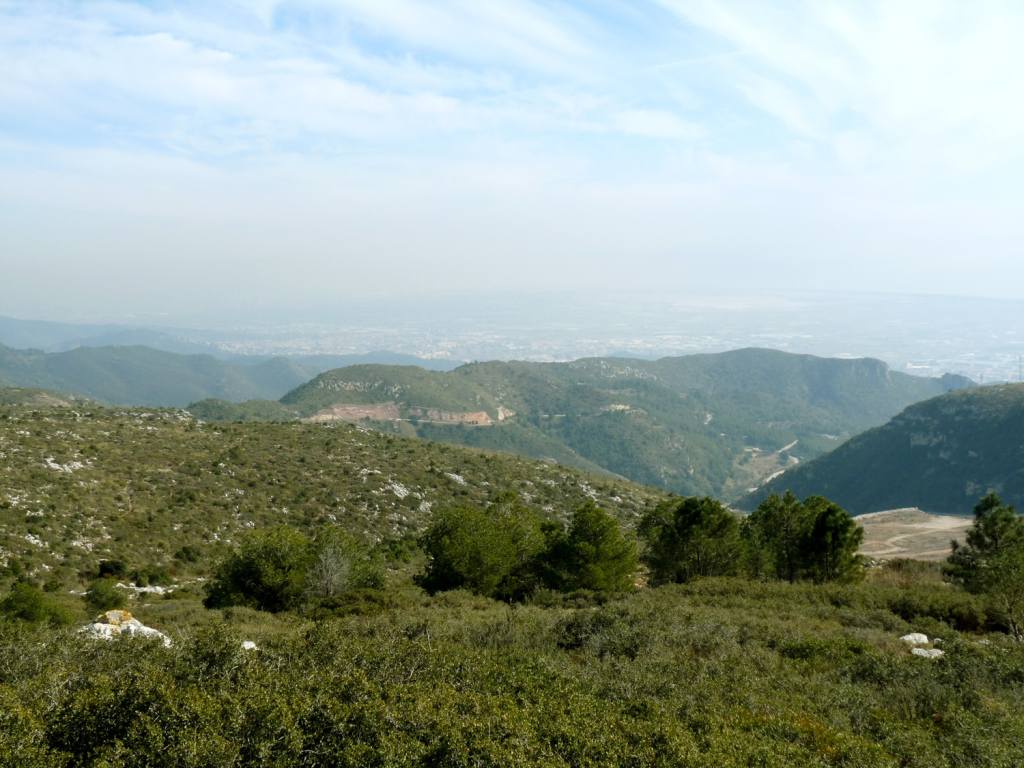 El Parlament de Catalunya discuteix declarar el Garraf com a Parc Natural