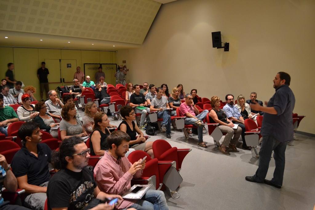 Oriol Junqueras presideix la sessió inaugural del curs escolar 2015-16