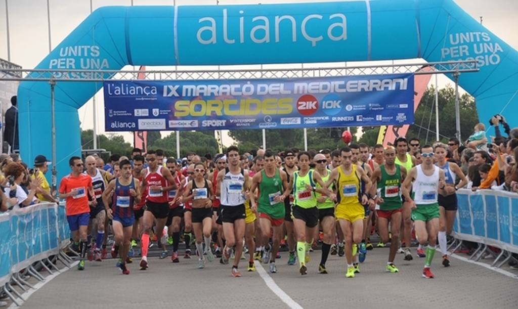 Prop de 5.000 persones, en la IX Marató del Mediterrani